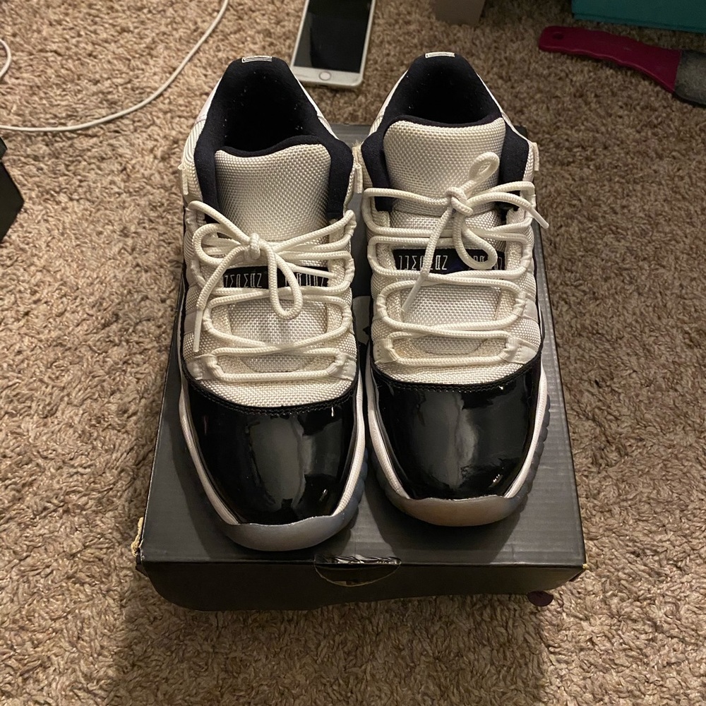 Retro Jordan 11 low